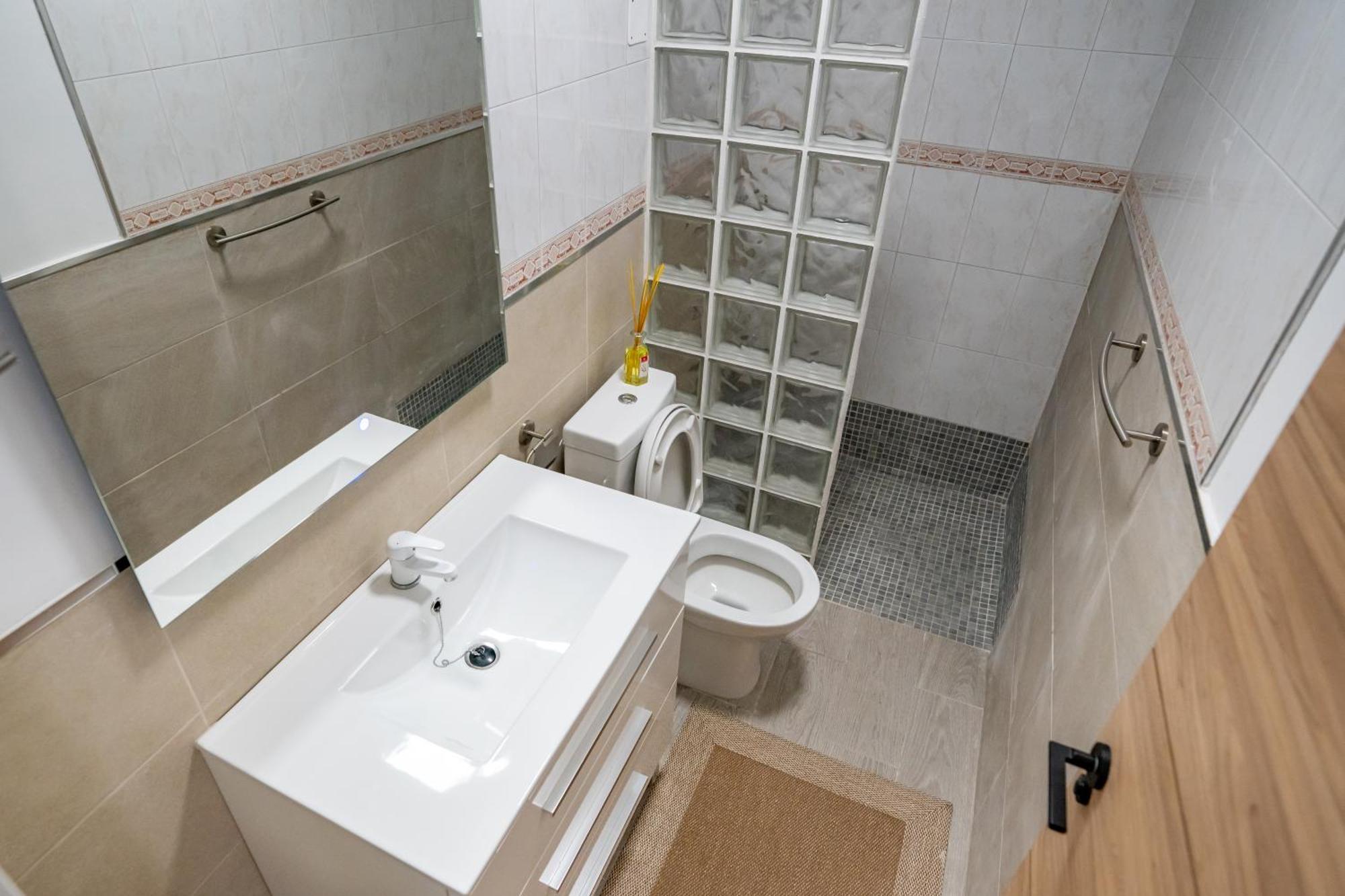 Casa Julio - Alcala Complete Coastal Retreat - Entire Apartment - 3 Min Walk From The Ocean - Shared Entrance With Host Экстерьер фото